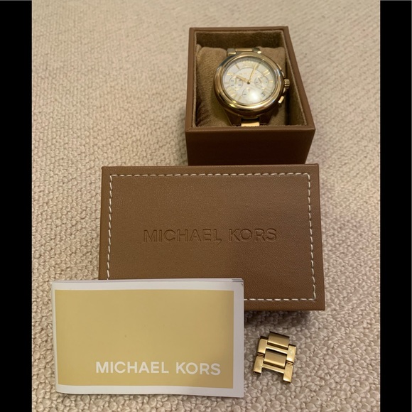 Michael Kors Watch - Picture 3 of 3